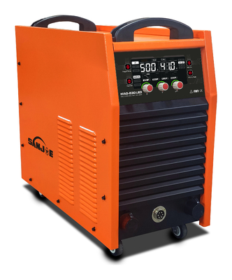 Compacto y potente soldador MIG 24.7KVA potencia de entrada nominal 605x310x595mm Tamaño de la máquina